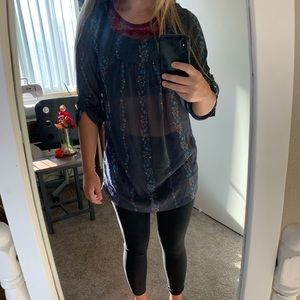 A Pea In The Pod blouse! Size small, very small hole on the right shoulder